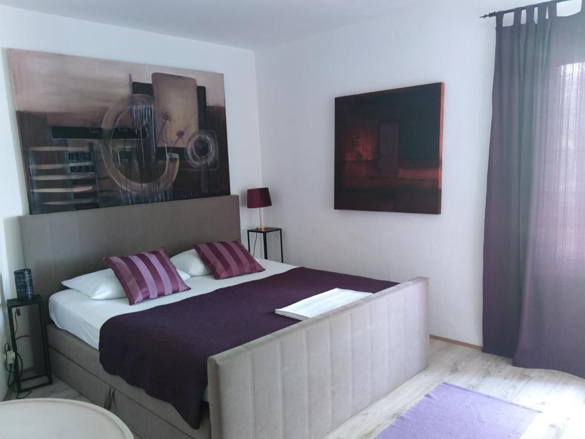 קריקווניצה Art Gallery House With A Small Relaxing Pool מראה חיצוני תמונה